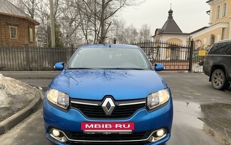 Renault Logan II, 2014 год, 915 000 рублей, 2 фотография