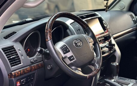 Toyota Land Cruiser 200, 2014 год, 10 500 000 рублей, 3 фотография