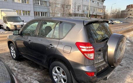 Toyota RAV4, 2011 год, 1 420 000 рублей, 2 фотография