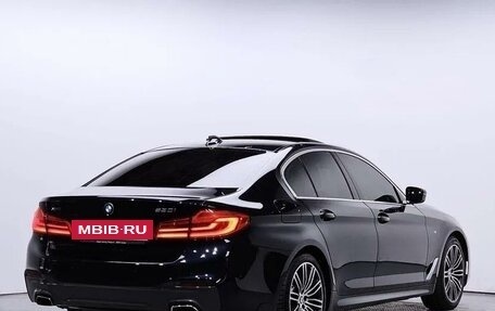 BMW 5 серия, 2021 год, 3 957 000 рублей, 2 фотография