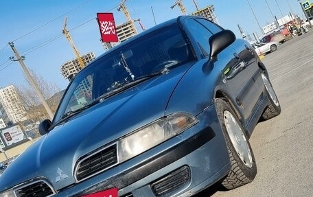 Mitsubishi Carisma I, 2003 год, 400 000 рублей, 2 фотография