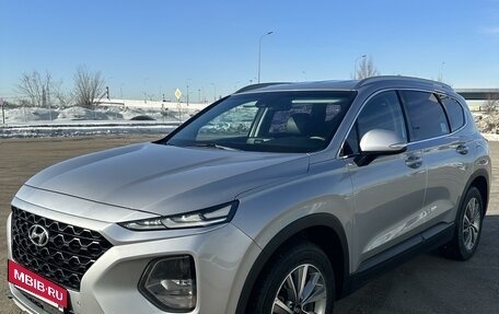 Hyundai Santa Fe IV, 2018 год, 3 650 000 рублей, 2 фотография