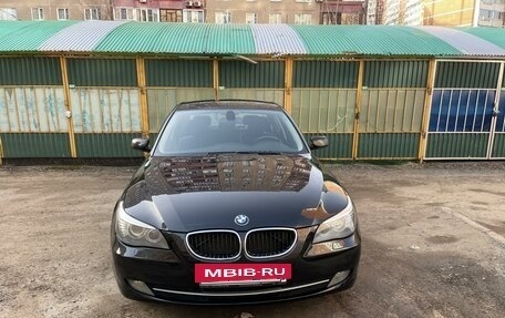 BMW 5 серия, 2009 год, 1 280 000 рублей, 2 фотография