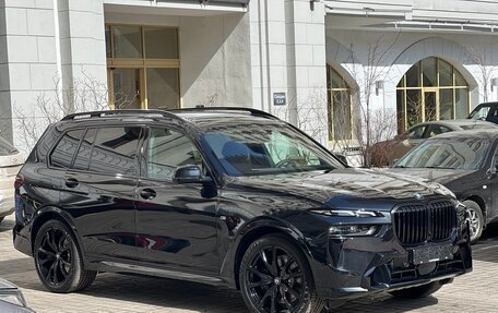 BMW X7, 2023 год, 17 400 000 рублей, 2 фотография