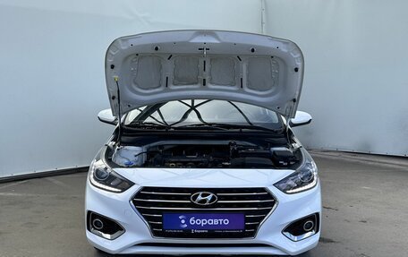 Hyundai Solaris II рестайлинг, 2017 год, 1 550 000 рублей, 4 фотография