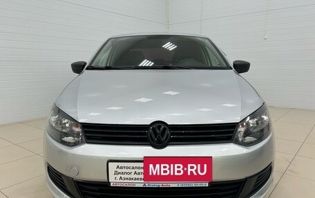 Volkswagen Polo VI (EU Market), 2011 год, 714 000 рублей, 2 фотография