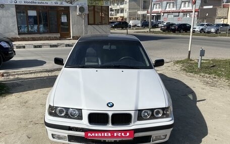 BMW 3 серия, 1994 год, 490 000 рублей, 3 фотография