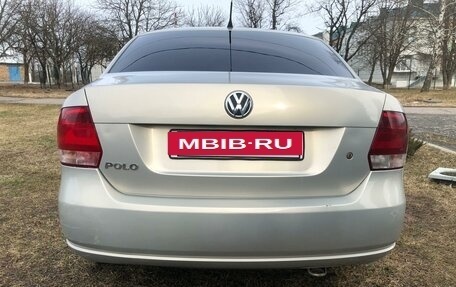 Volkswagen Polo VI (EU Market), 2011 год, 650 000 рублей, 3 фотография