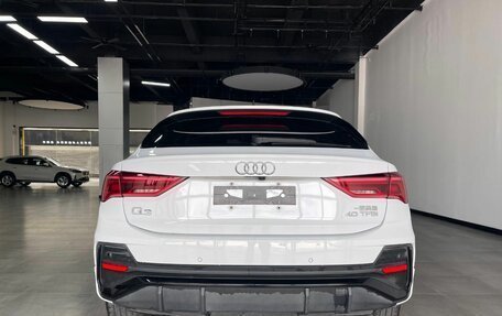 Audi Q3, 2021 год, 4 725 000 рублей, 5 фотография