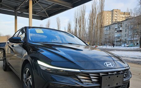 Hyundai Elantra, 2023 год, 2 340 000 рублей, 3 фотография