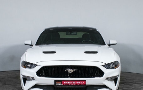 Ford Mustang VI рестайлинг, 2019 год, 4 600 000 рублей, 2 фотография