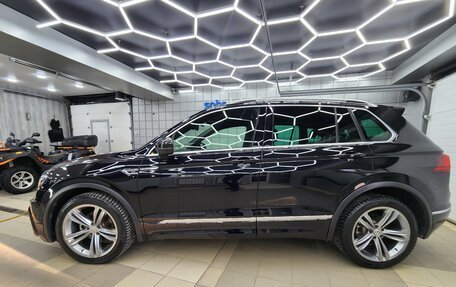 Volkswagen Tiguan II, 2019 год, 2 950 000 рублей, 3 фотография