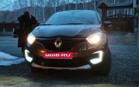Renault Kaptur I рестайлинг, 2016 год, 1 900 000 рублей, 3 фотография
