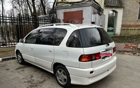 Toyota Ipsum II, 1999 год, 700 000 рублей, 3 фотография