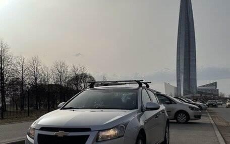 Chevrolet Cruze II, 2011 год, 690 000 рублей, 2 фотография