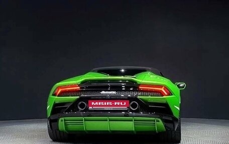 Lamborghini Huracán, 2020 год, 30 170 000 рублей, 3 фотография