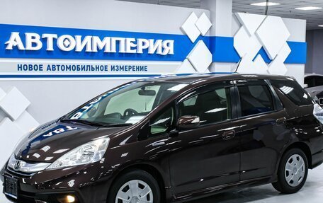 Honda Fit Shuttle I рестайлинг, 2014 год, 1 368 000 рублей, 2 фотография