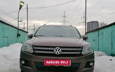 Volkswagen Tiguan I, 2015 год, 1 460 000 рублей, 3 фотография