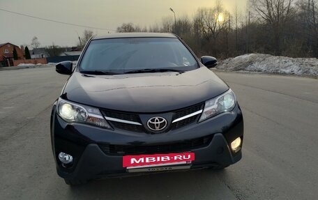 Toyota RAV4, 2013 год, 1 550 000 рублей, 2 фотография