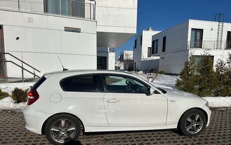BMW 1 серия, 2010 год, 930 000 рублей, 4 фотография