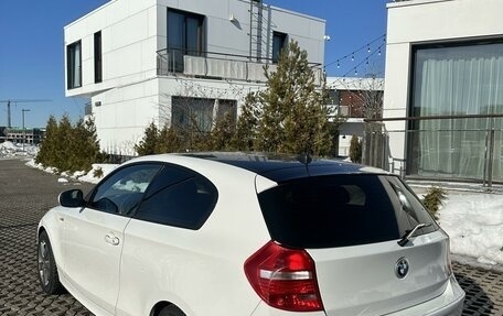 BMW 1 серия, 2010 год, 930 000 рублей, 6 фотография