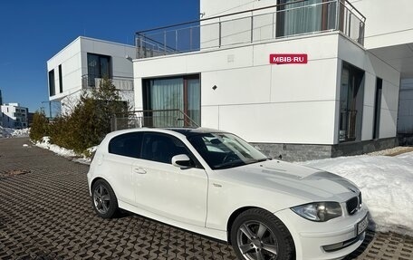BMW 1 серия, 2010 год, 930 000 рублей, 2 фотография