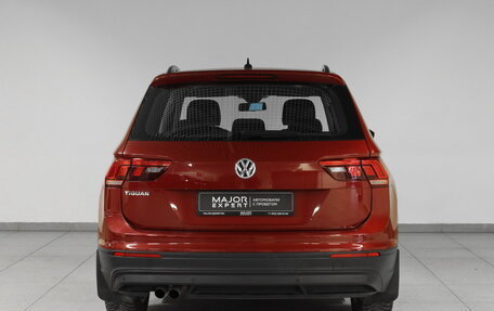 Volkswagen Tiguan II, 2020 год, 2 305 000 рублей, 6 фотография