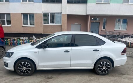 Volkswagen Polo VI (EU Market), 2019 год, 1 430 000 рублей, 3 фотография
