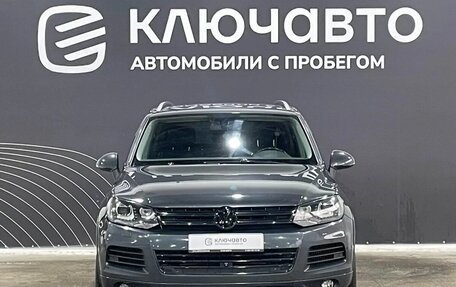 Volkswagen Touareg III, 2011 год, 2 220 000 рублей, 2 фотография
