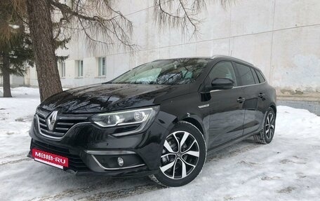 Renault Megane IV, 2019 год, 1 790 000 рублей, 4 фотография