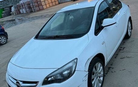 Opel Astra J, 2013 год, 649 000 рублей, 2 фотография