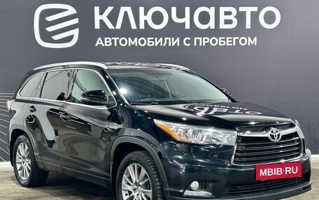 Toyota Highlander III, 2014 год, 2 950 000 рублей, 3 фотография