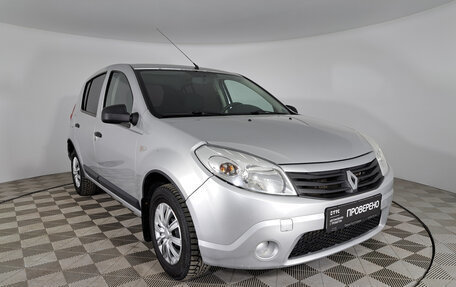 Renault Sandero I, 2013 год, 693 000 рублей, 3 фотография