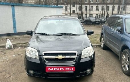 Chevrolet Aveo III, 2010 год, 735 000 рублей, 2 фотография