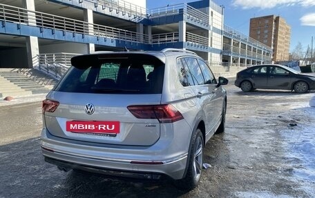 Volkswagen Tiguan II, 2018 год, 3 300 000 рублей, 7 фотография