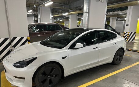 Tesla Model 3 I, 2021 год, 3 890 000 рублей, 5 фотография