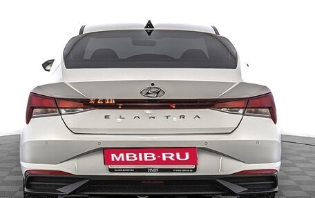Hyundai Elantra, 2022 год, 2 640 000 рублей, 6 фотография