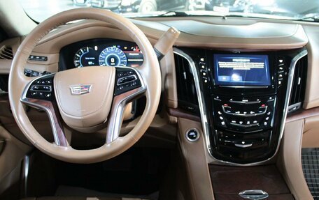 Cadillac Escalade IV, 2016 год, 4 877 000 рублей, 6 фотография