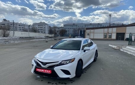 Toyota Camry, 2019 год, 2 549 000 рублей, 2 фотография
