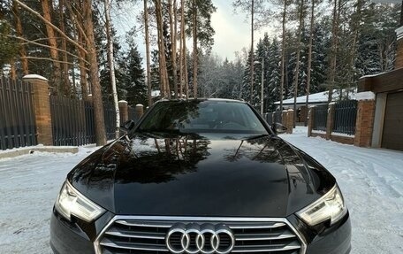 Audi A4, 2018 год, 2 400 000 рублей, 5 фотография