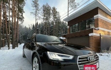 Audi A4, 2018 год, 2 400 000 рублей, 4 фотография