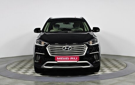 Hyundai Santa Fe III рестайлинг, 2017 год, 2 825 000 рублей, 2 фотография