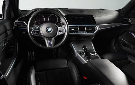 BMW 3 серия, 2019 год, 3 850 000 рублей, 7 фотография