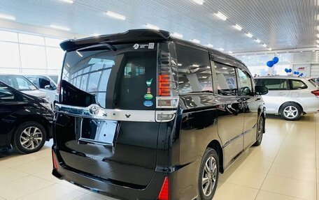 Toyota Voxy III, 2019 год, 2 899 999 рублей, 5 фотография