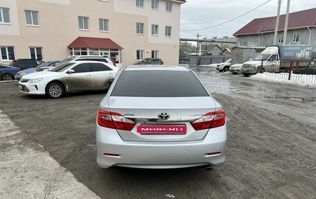 Toyota Camry, 2014 год, 1 900 000 рублей, 4 фотография