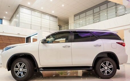 Toyota Fortuner II, 2022 год, 5 830 000 рублей, 7 фотография