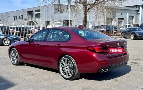 BMW 5 серия, 2022 год, 9 690 000 рублей, 6 фотография