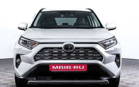 Toyota RAV4, 2021 год, 4 197 000 рублей, 2 фотография