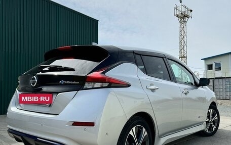 Nissan Leaf II, 2020 год, 1 800 000 рублей, 3 фотография
