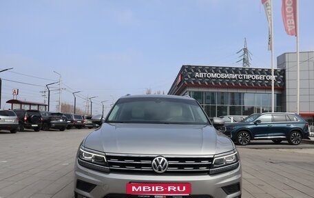 Volkswagen Tiguan II, 2018 год, 2 544 000 рублей, 5 фотография